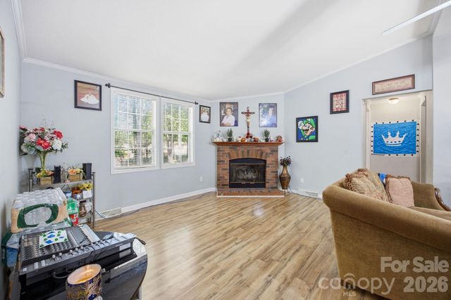 178 Wildwood Acres Circle, Mooresville, NC 28115