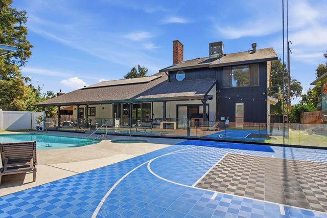 10401 Golf Link Rd, Turlock, CA 95380