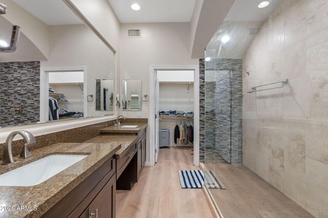 14450 N THOMPSON PEAK Parkway 110, Scottsdale, AZ 85260