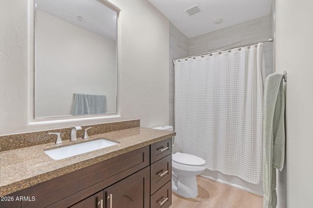 14450 N THOMPSON PEAK Parkway 110, Scottsdale, AZ 85260