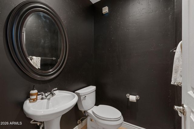 14450 N THOMPSON PEAK Parkway 110, Scottsdale, AZ 85260