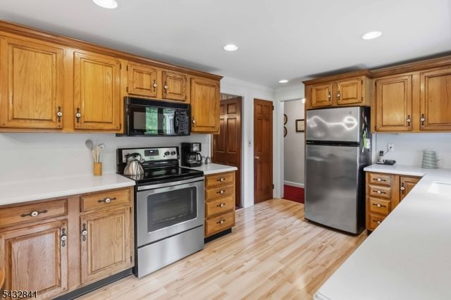 20 Wood Rd, Morris Twp., NJ 07960
