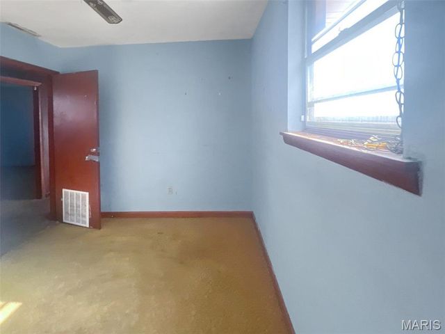 170 Lee Avenue, Sikeston, MO 63801