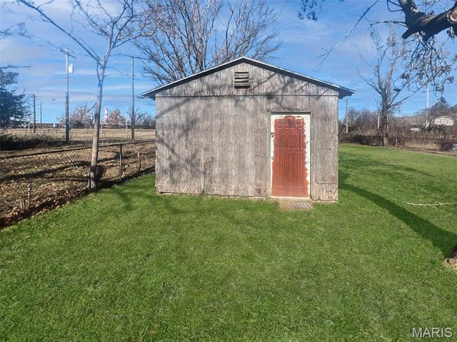 170 Lee Avenue, Sikeston, MO 63801