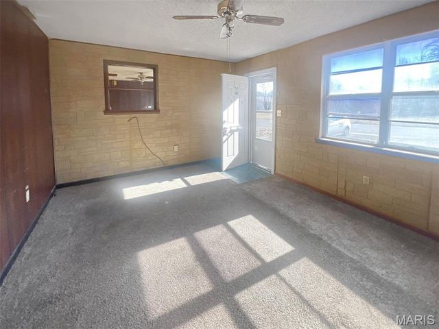 170 Lee Avenue, Sikeston, MO 63801