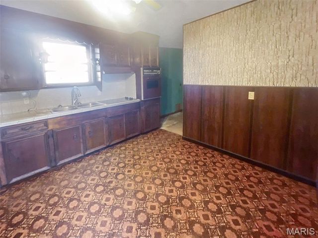 170 Lee Avenue, Sikeston, MO 63801