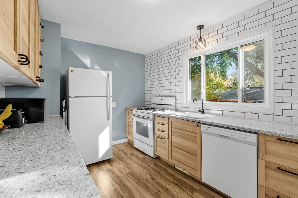 5337 43rd Avenue S, Minneapolis, MN 55417 — photo 2