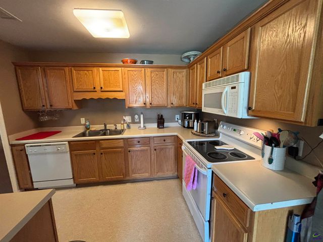 126 Kentshire Lane, Bonaire, GA 31005