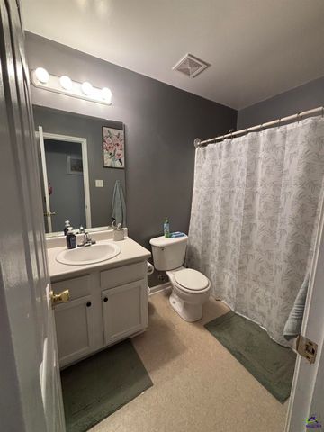 126 Kentshire Lane, Bonaire, GA 31005