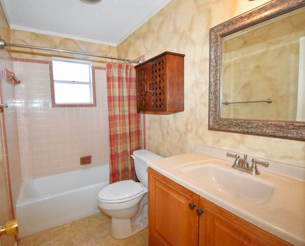 300 N Shore, Brady, TX 76825