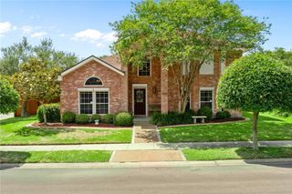 7425 Bourget Dr, Corpus Christi, TX 78413