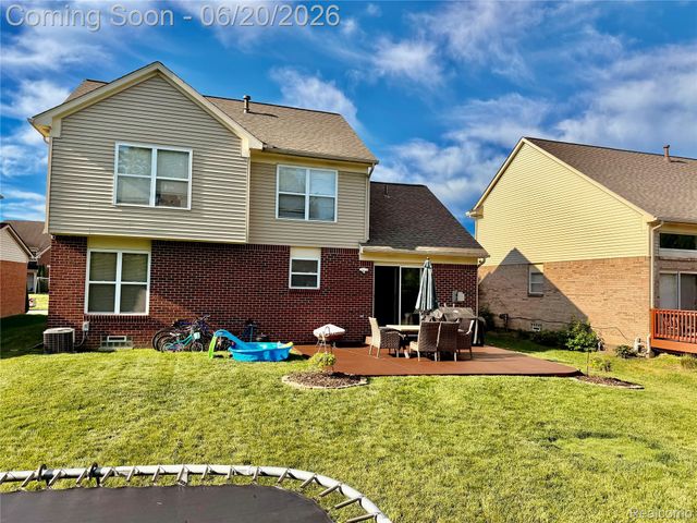 30680 Nelson Circle, Westland, MI 48186