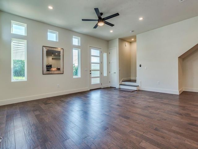 6412 Carson RDG B, Austin, TX 78741