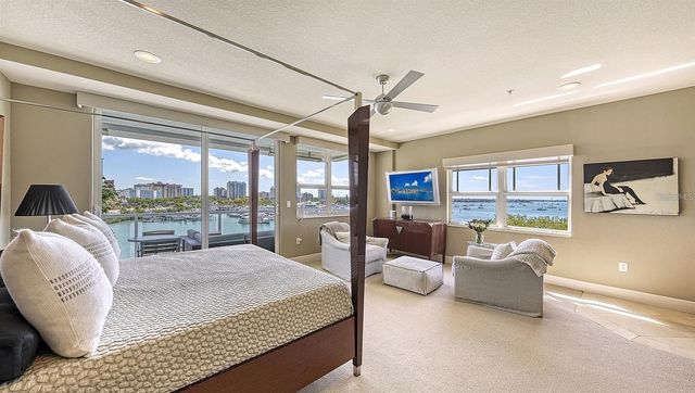 650 GOLDEN GATE POINT 602, Sarasota, FL 34236