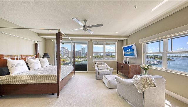 650 GOLDEN GATE POINT 602, Sarasota, FL 34236