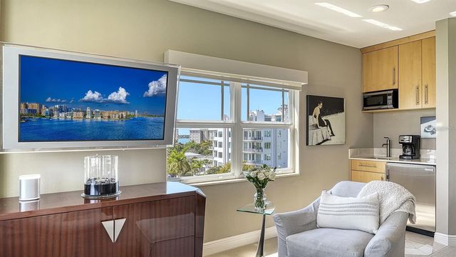 650 GOLDEN GATE POINT 602, Sarasota, FL 34236