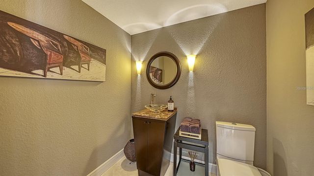 650 GOLDEN GATE POINT 602, Sarasota, FL 34236