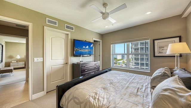 650 GOLDEN GATE POINT 602, Sarasota, FL 34236