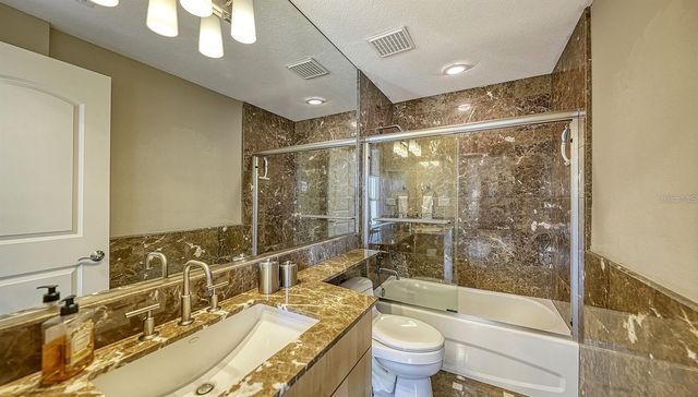 650 GOLDEN GATE POINT 602, Sarasota, FL 34236