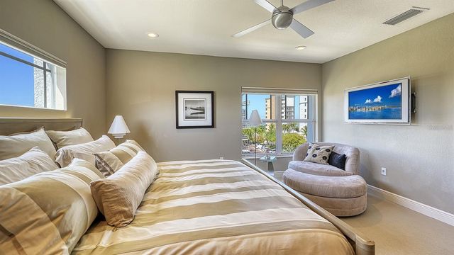 650 GOLDEN GATE POINT 602, Sarasota, FL 34236