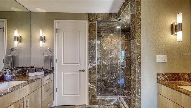 650 GOLDEN GATE POINT 602, Sarasota, FL 34236