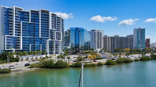 650 GOLDEN GATE POINT 602, Sarasota, FL 34236