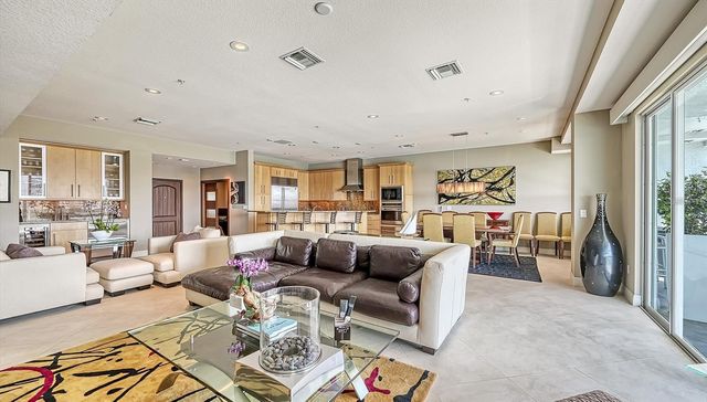 650 GOLDEN GATE POINT 602, Sarasota, FL 34236