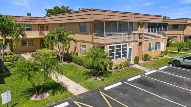590 Brittany M 590 590, Delray Beach, FL 33446