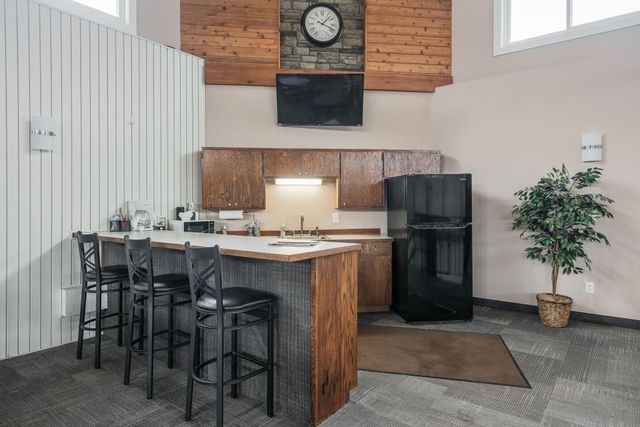 2007 E 122nd Street B15, Burnsville, MN 55337