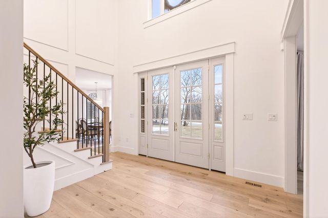 9 Floral Street, Windham, NH 03087