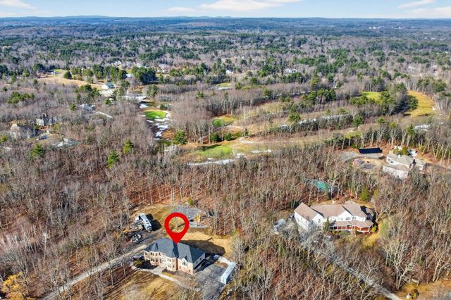 9 Floral Street, Windham, NH 03087