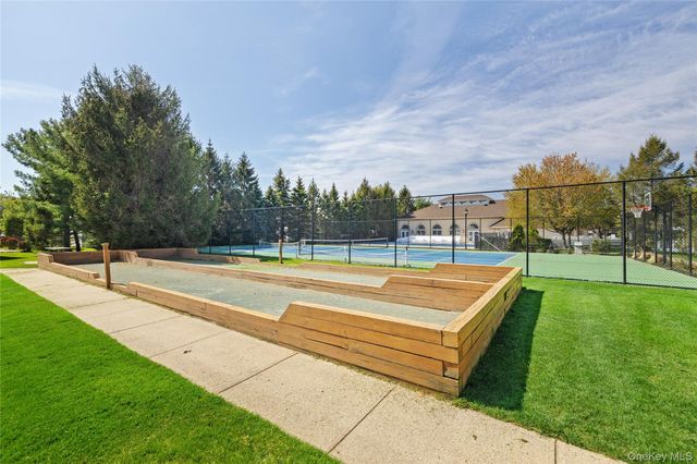 131 Constantine Way, Mount Sinai, NY 11766