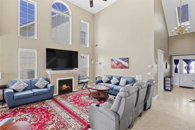 131 Constantine Way, Mount Sinai, NY 11766