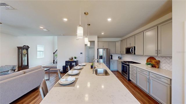 18071 FENDERS WAY, Land O Lakes, FL 34638