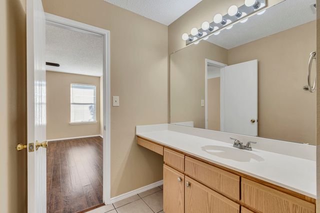 2920 Newport Avenue, Denton, TX 76209