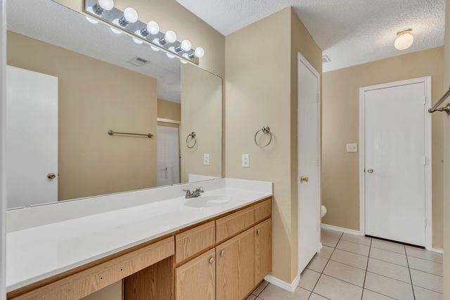 2920 Newport Avenue, Denton, TX 76209