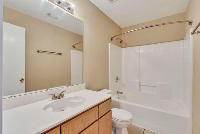 2920 Newport Avenue, Denton, TX 76209