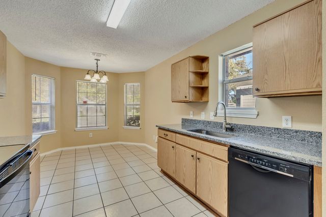 2920 Newport Avenue, Denton, TX 76209