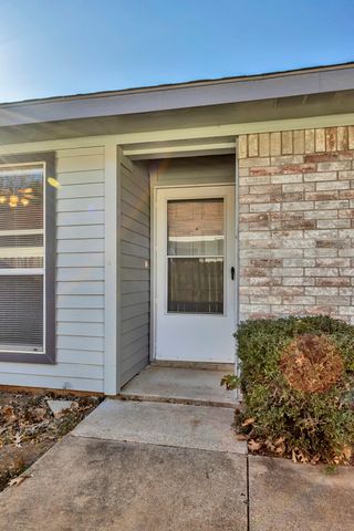 2920 Newport Avenue, Denton, TX 76209