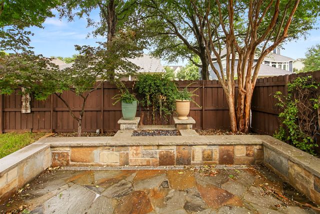 8516 Hudson Street, North Richland Hills, TX 76180