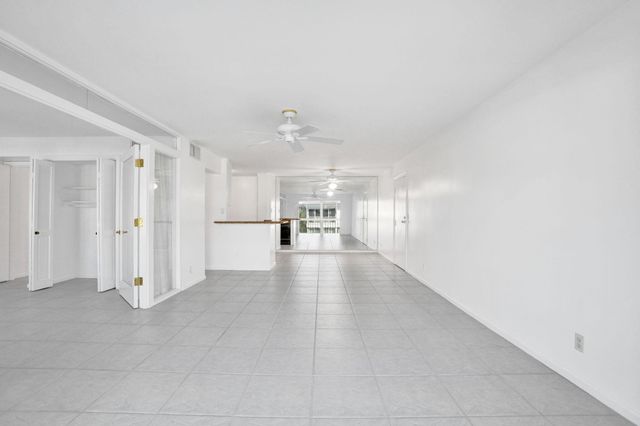 6469 BAY CLUB Drive 3, Fort Lauderdale, FL 33308