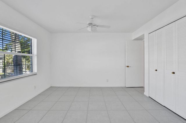 6469 BAY CLUB Drive 3, Fort Lauderdale, FL 33308