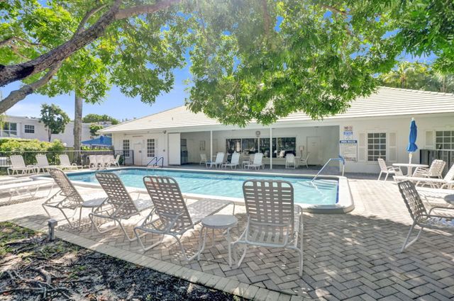 6469 BAY CLUB Drive 3, Fort Lauderdale, FL 33308