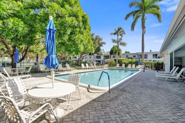 6469 BAY CLUB Drive 3, Fort Lauderdale, FL 33308