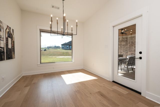 102 Red Crest Cove, Benton, AR 72015