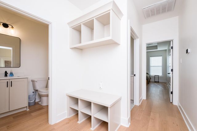 102 Red Crest Cove, Benton, AR 72015