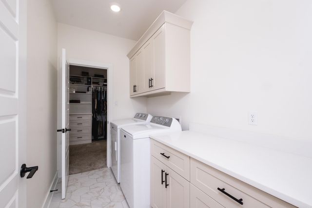 102 Red Crest Cove, Benton, AR 72015