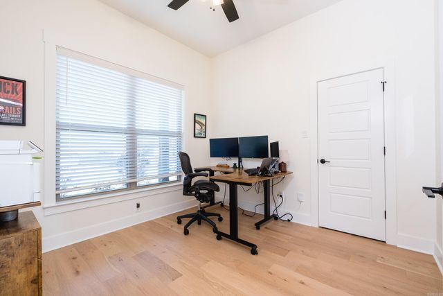 102 Red Crest Cove, Benton, AR 72015