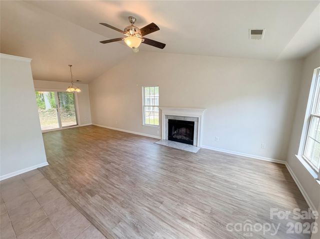 2324 Valleyview Drive, Charlotte, NC 28215