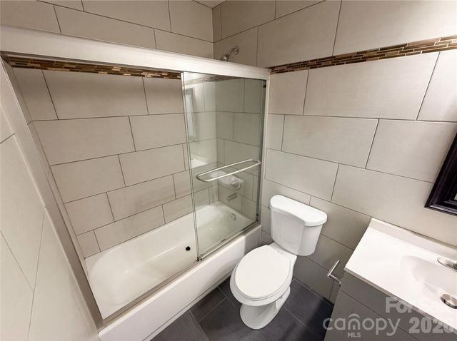 2324 Valleyview Drive, Charlotte, NC 28215